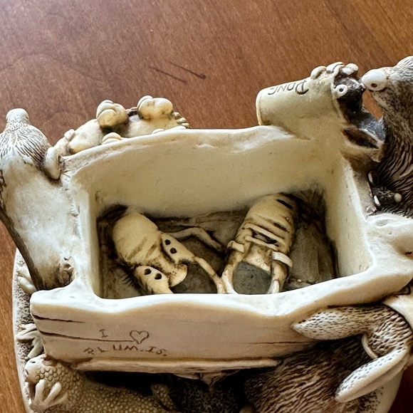 Harmony Kingdom Figurine Box - Made in England - Picture 13 of 16